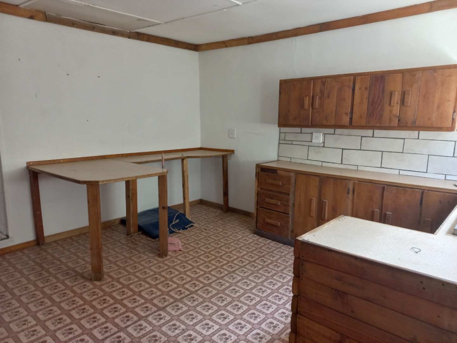 0 Bedroom Property for Sale in Dealesville Free State